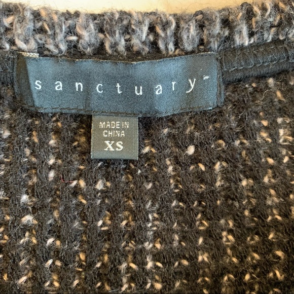 Sanctuary Women's Red Plaid Mixed-Media Tunic Sweater - Picture 4 of 7